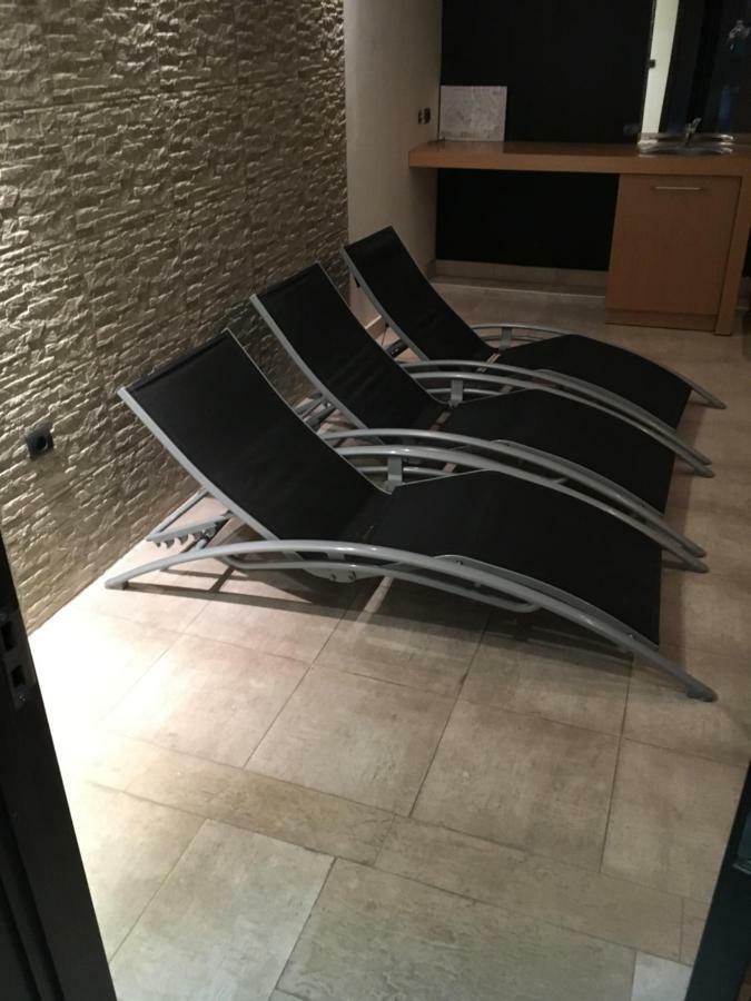 דירות פמפורובו Studio Atlantic מראה חיצוני תמונה